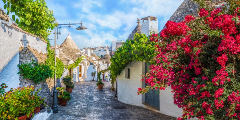 Roarcamp | GÜNEY İTALYA | AMALFİ, CAPRİ VE PUGLİA