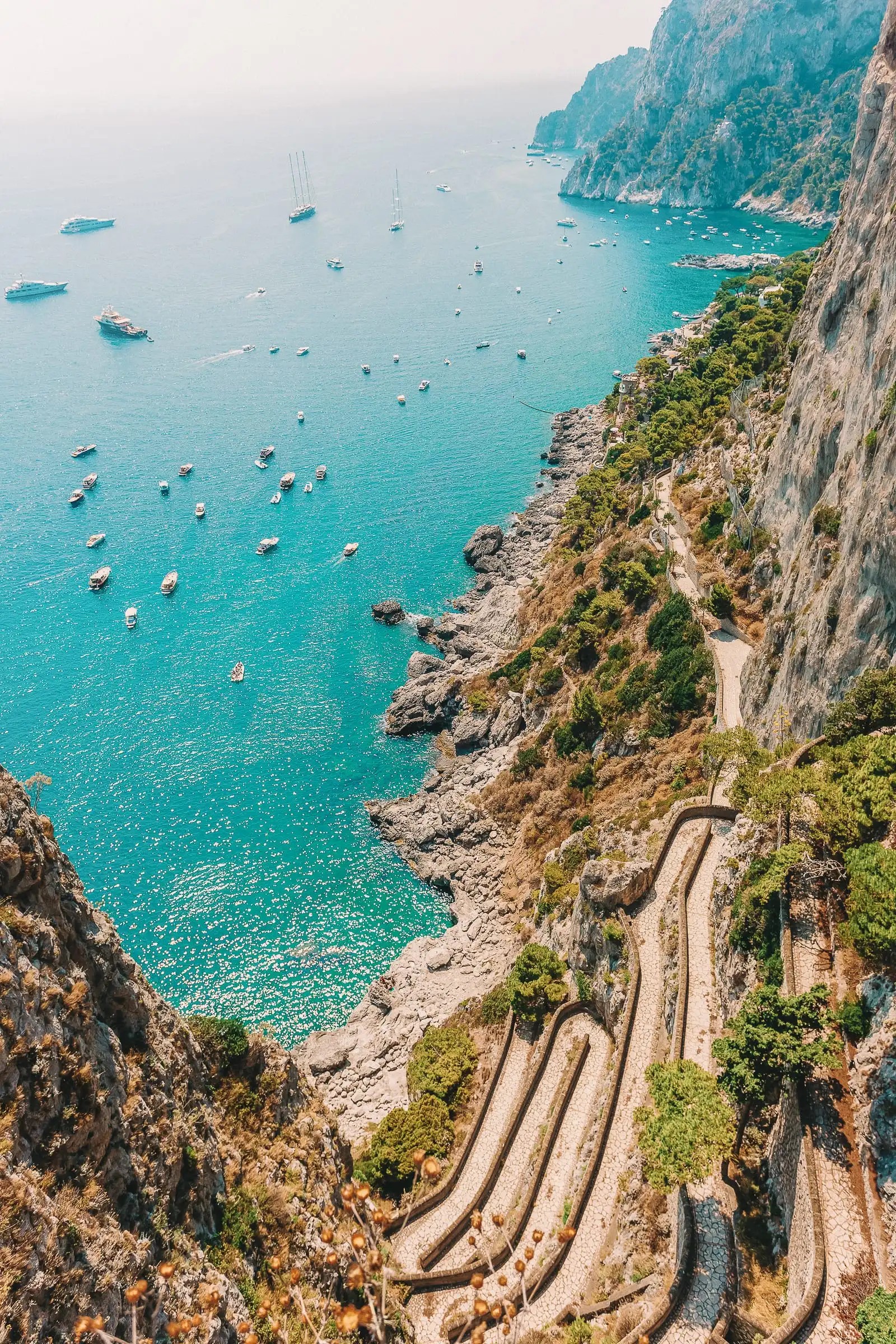 Roarcamp | GÜNEY İTALYA | AMALFİ, CAPRİ VE PUGLİA